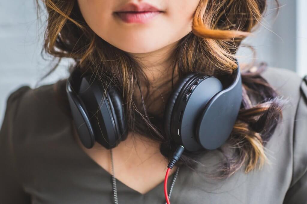 6 Podcasts Targeting Content Writers